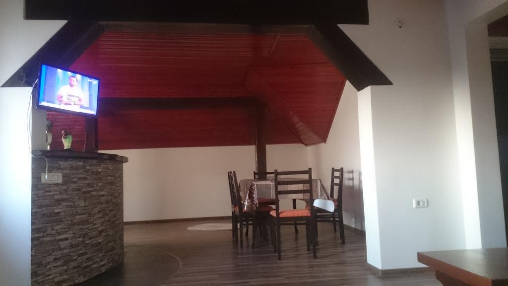 קוסטינסטי Zoi Residence מראה חיצוני תמונה