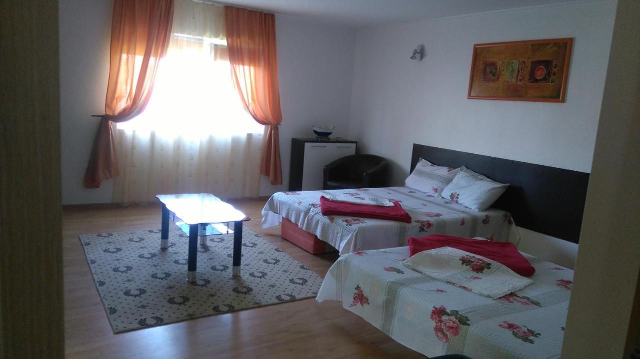 קוסטינסטי Zoi Residence מראה חיצוני תמונה