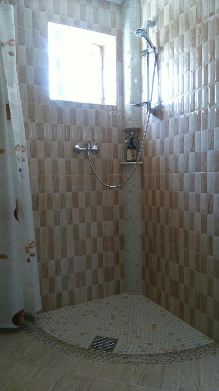 קוסטינסטי Zoi Residence מראה חיצוני תמונה